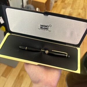 Mont Blanc Meisterstuck Pen - Black Ink New
